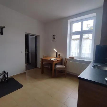 U Lázní *